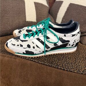 Adidas Black and Teal Sneakers